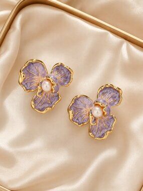 Gold And Lavender Enamel Pearl Flower Stud Earrings French Style NWT